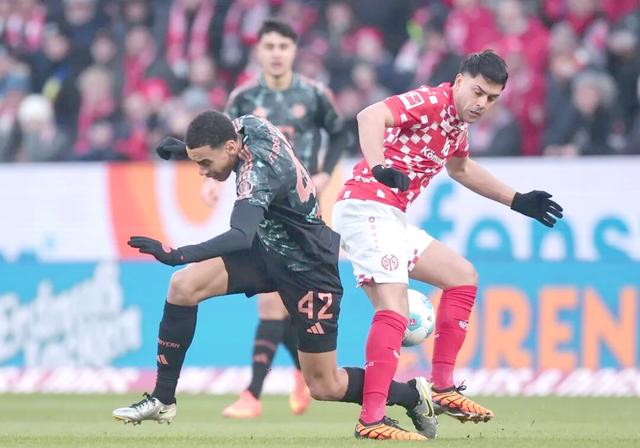 拜仁慕尼黑客场战胜里昂:德甲巨人晋级的简单介绍 拜仁慕尼黑客场战胜里昂:德甲巨人晋级的简单介绍