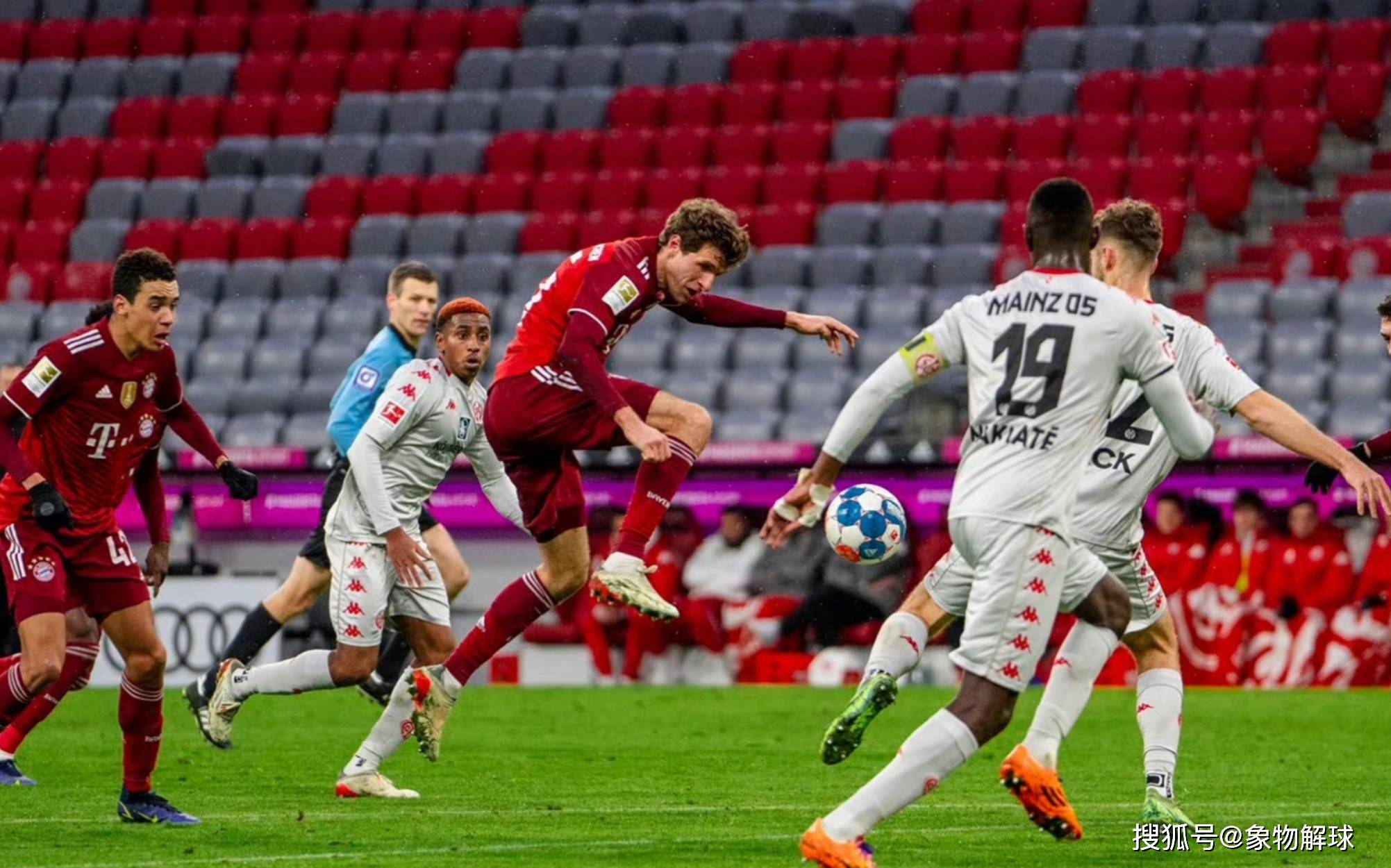 包含莱比锡红牛队在欧洲比赛中亮相的词条