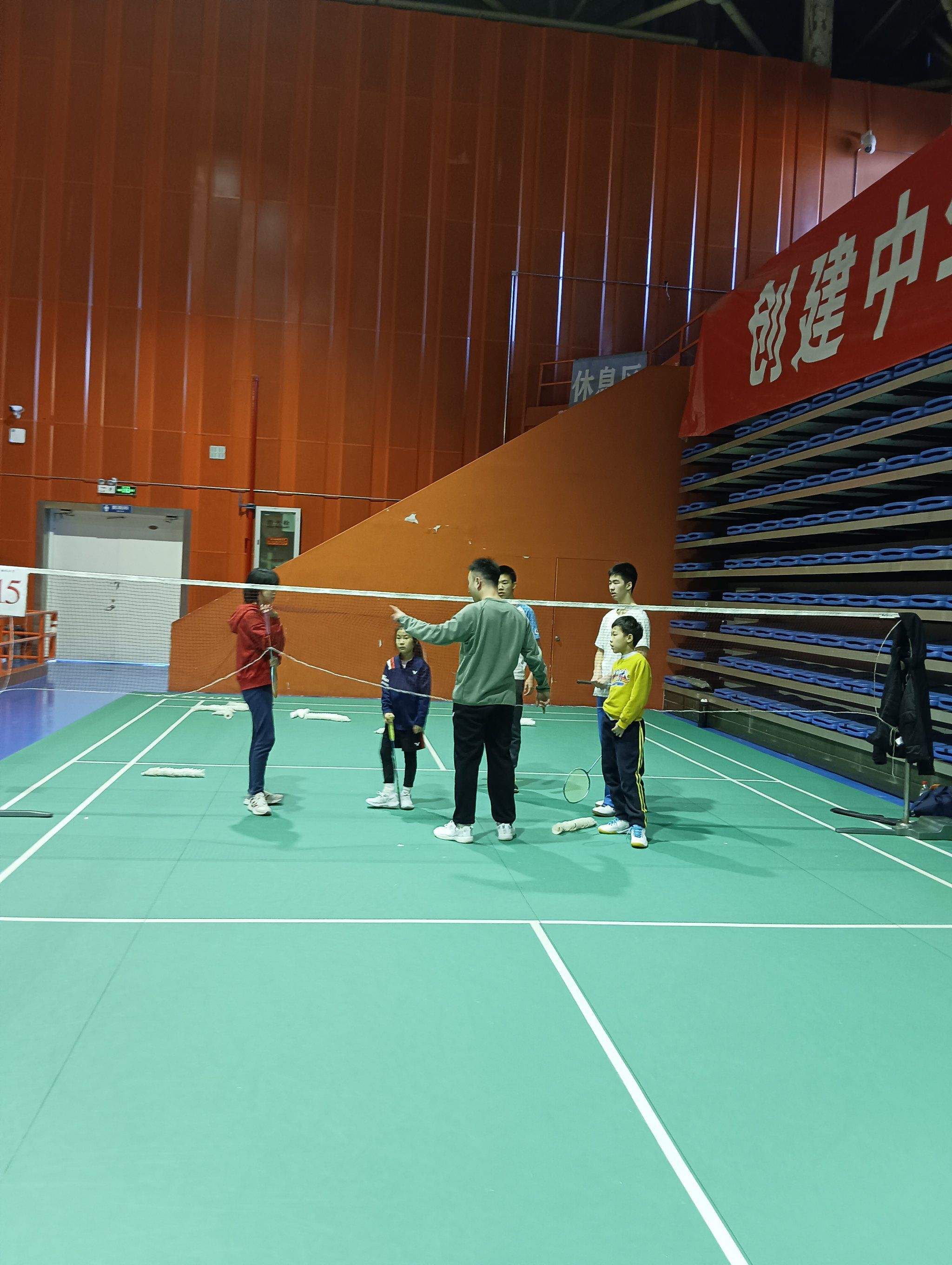 教练组在比赛中做出了明智的战术调整的简单介绍