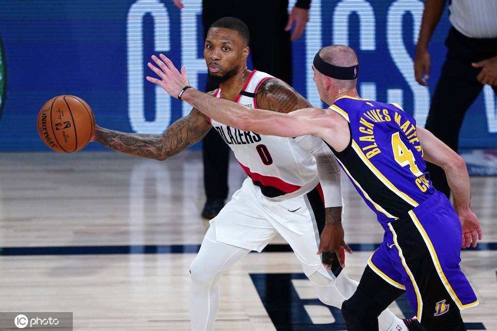 包含四川队碾压上海队，利拉德扛起全队的词条