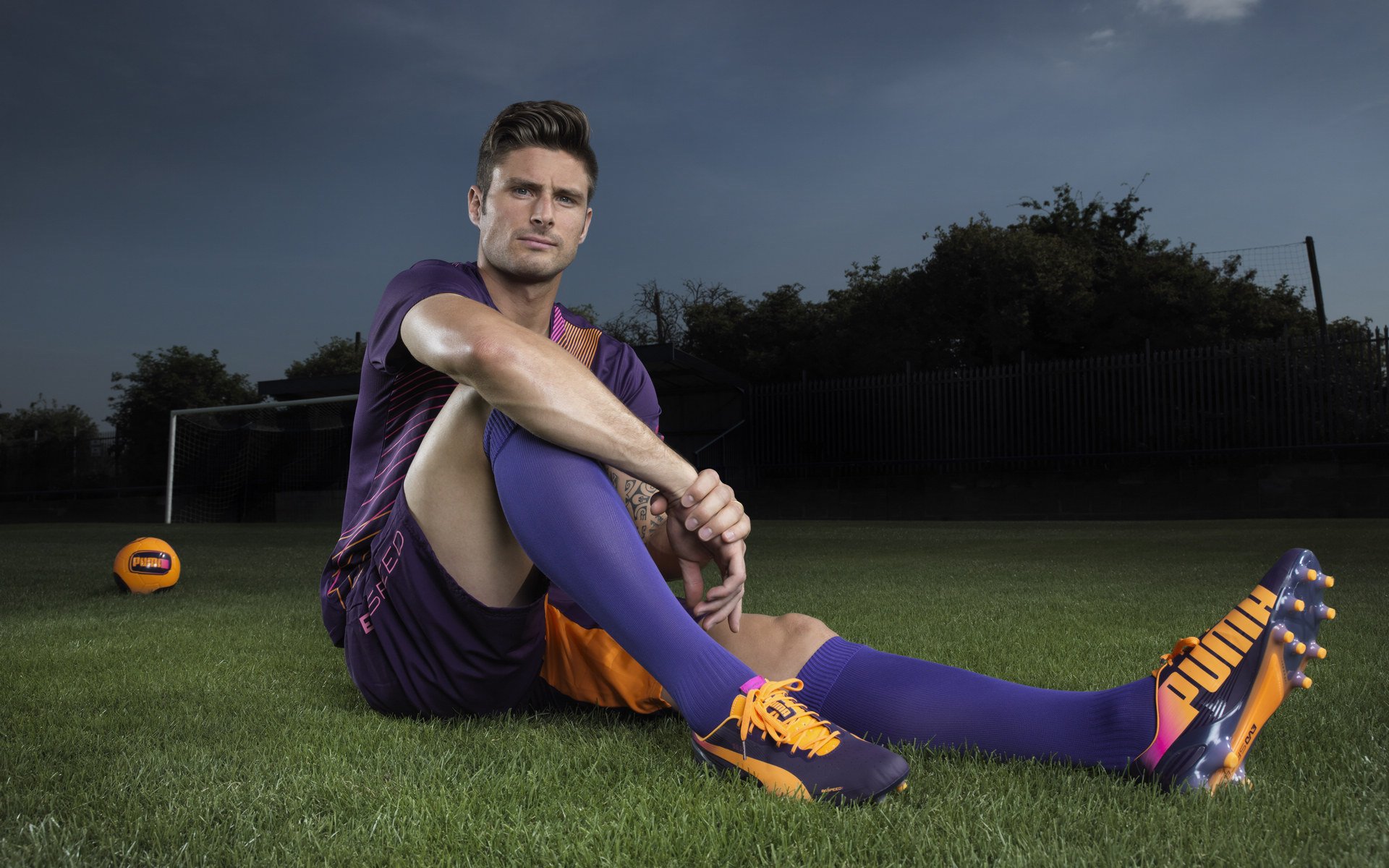 欧冠决赛之夜，米切尔关键进球定乾坤